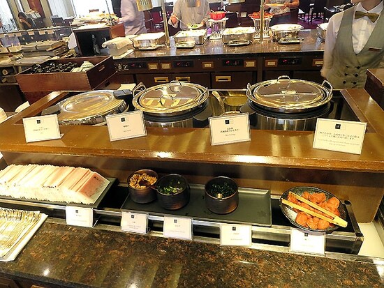 インペリアルバイキング サール ご飯とみそ汁