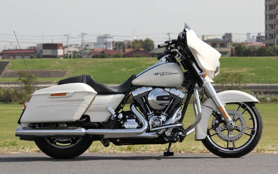 FLHXS ストリートグライド スペシャル / ライトビュー