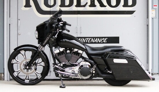 2006 FLHX / RUDE ROD CUSTOM CYCLE