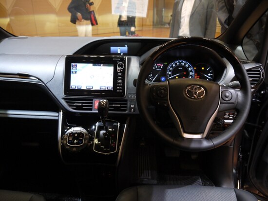 トヨタ・エスクァイア