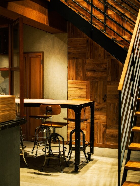 打ち合わせに便利そうな一角