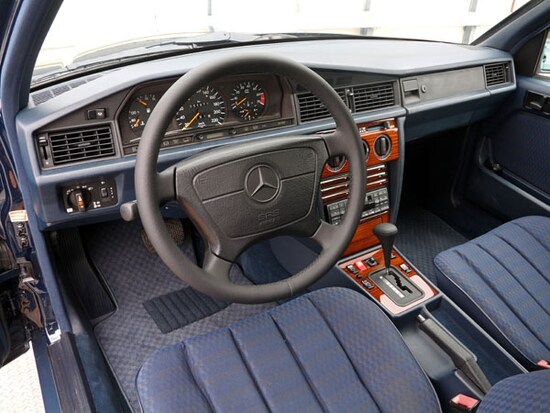 M・ベンツ190E