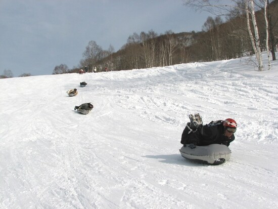 エアボード,ウィンタースポーツ,おすすめ,冬,雪,アクティビティ,ボード,冬スポーツ