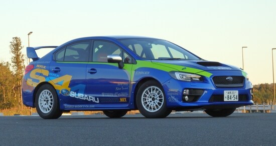 国沢光宏が所有するスバルWRX S4（市販車）ベースのラリー車
