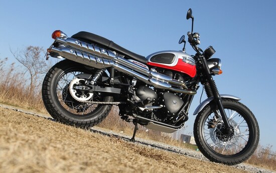 クラシカルなビッグオフという点で見れば、トライアンフ スクランブラーは唯一無二と言える存在です