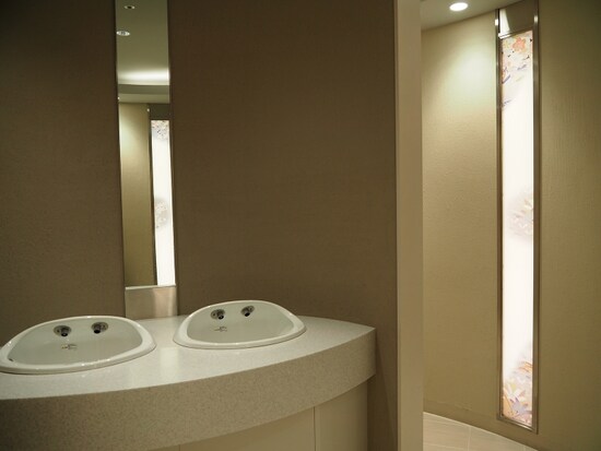 女性専用パウダールーム