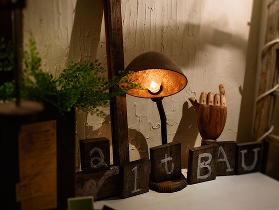 エレベーターを降りると、正面にこんなディスプレイ