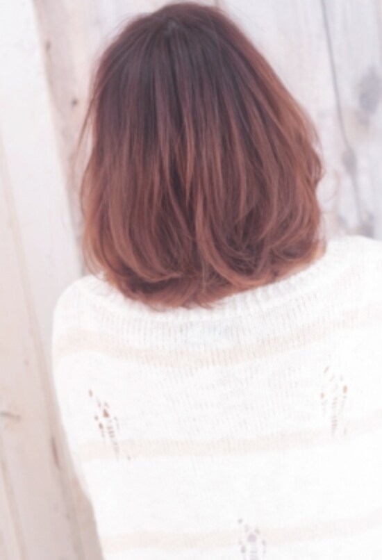 根元から自然なグラデーションに