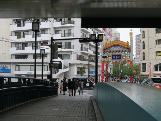 元町と横浜中華街を結ぶ「前田橋」も登場