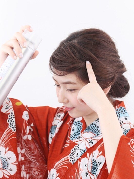キープ力の高いスプレーを使用
