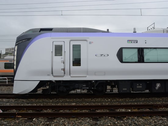 先頭部のサイド