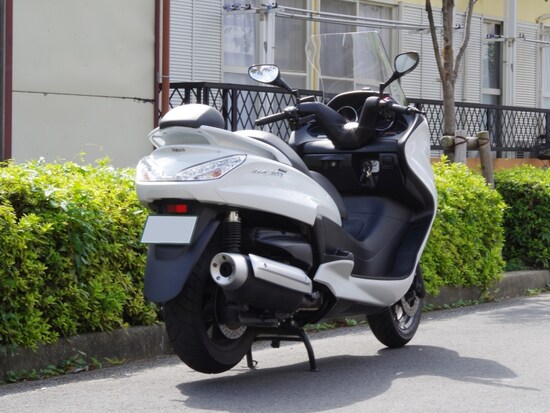グランドマジェスティ400　リアビュー