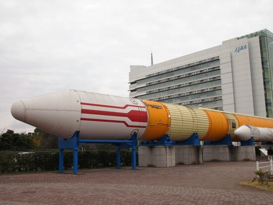 10年の歳月をかけて開発されて純国産ロケット