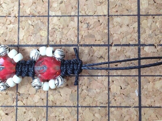結び目の緩みをチェックしてから切って