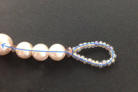 パールのマルチネックレス