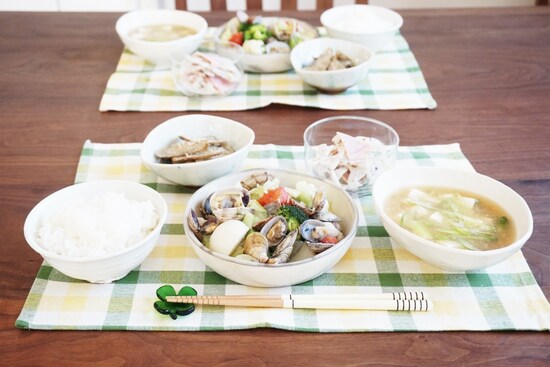 あさりと冬野菜のバター蒸し定食の献立