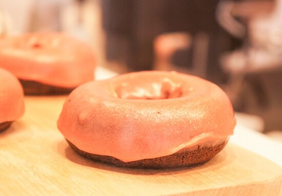 ストロベリー　ローズ　グレーズ　410円（税別）