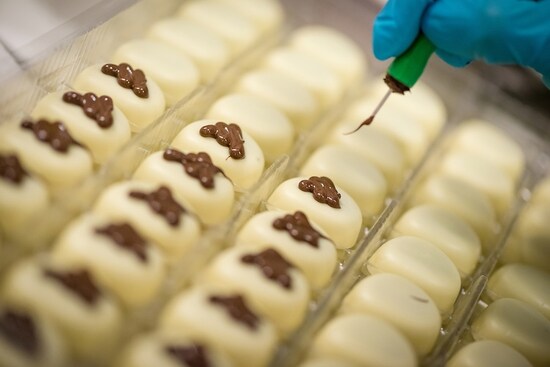 ホワイトチョコレートを使った「シグネチャー ブラン」