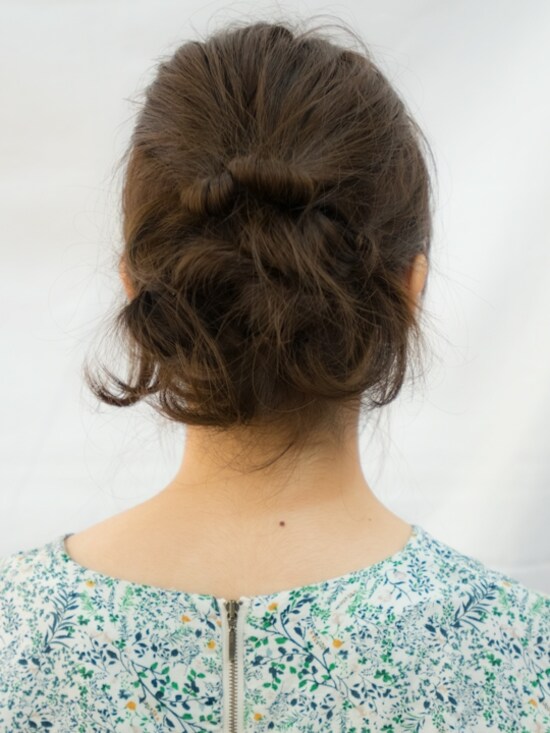 伸ばしかけヘアを可愛くのりきるミディアムアレンジ