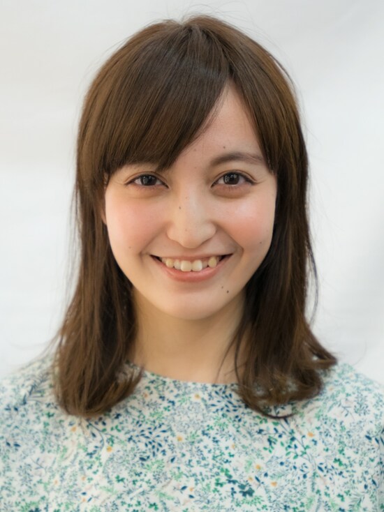 鎖骨下のローレイヤーミディアム