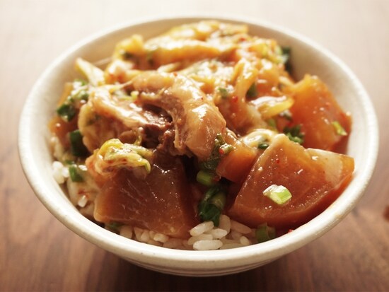 豚キムチーズ丼