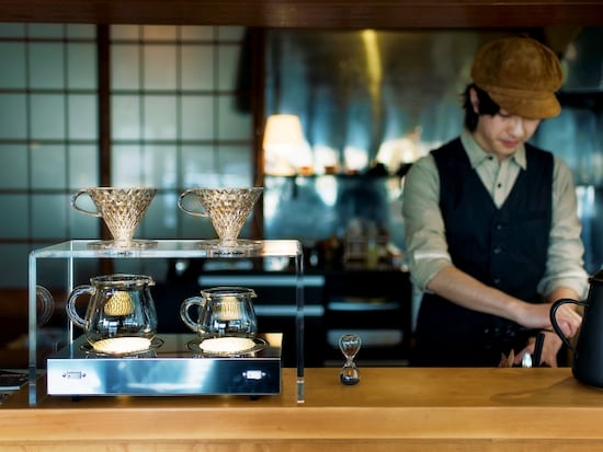 T&Hオリジナルブレンドはシムラさんがさまざまな農園のスペシャルティコーヒーの試飲を重ねて完成。