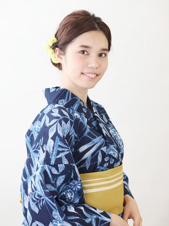 ロング浴衣・シニヨン風簡単アップヘアアレンジ