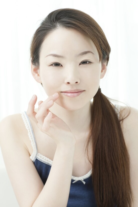 画像 3 4 頑張る人ほどニキビができる 大人ニキビの原因と対策 にきび All About 画像 3 4 頑張る人ほどニキビができる 大人ニキビの原因と対策 にきび All About