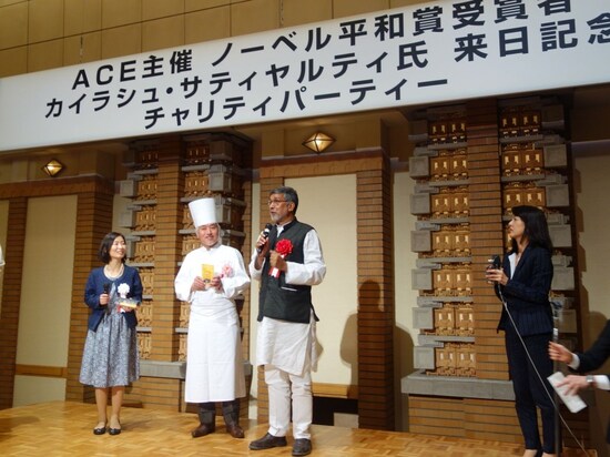 ノーベル平和賞受賞者　カイラシュ・サティヤルティ氏もこのチョコレートを歓迎