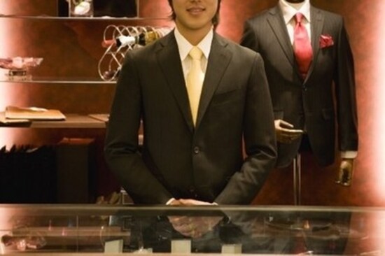 ウォームビズ期間のビジネスウエアのコツとは