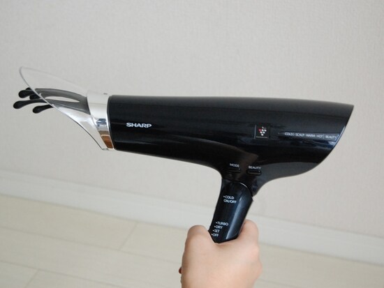 シャープのプラズマクラスタースカルプエステ IB-GX9X-B」