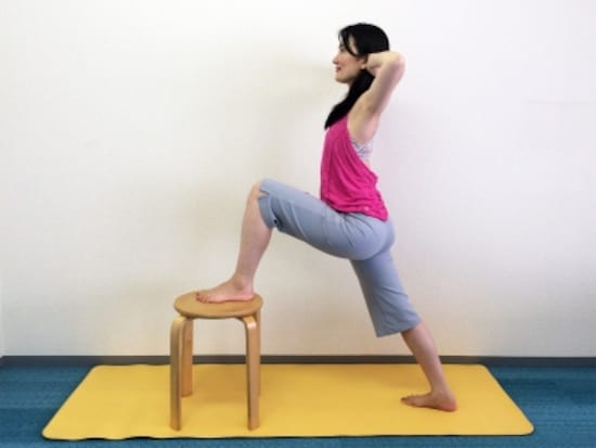 「スパインツイスト」STEP1