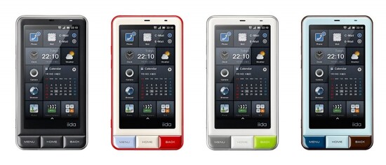 まさかの復活　ファッションとしても楽しめるINFOBAR A01