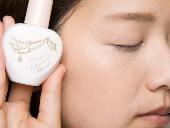 素肌みたいに薄付きなのに毛穴も色ムラも均一カバー