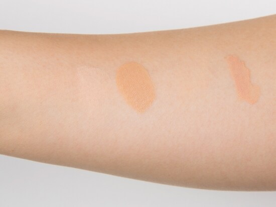 色味や質感をチェック！