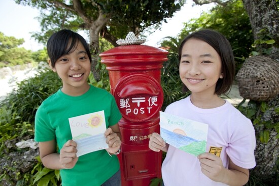 ポストと女の子