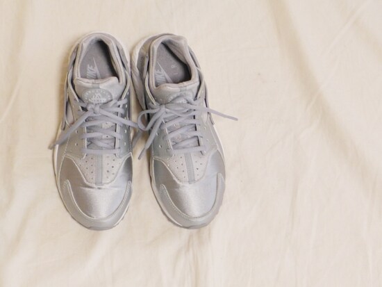 ナイキ　エアハラチラン スニーカー