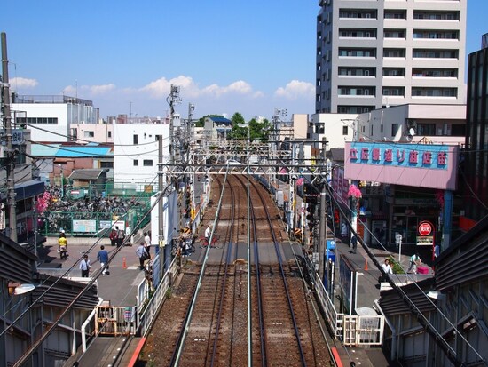 左が北口、右が南口