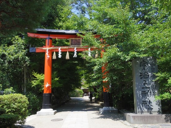 宇治上神社の鳥居