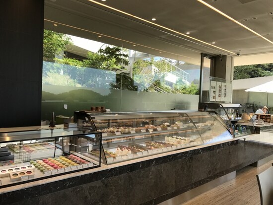 ショーケースは、幅５メートル以上！