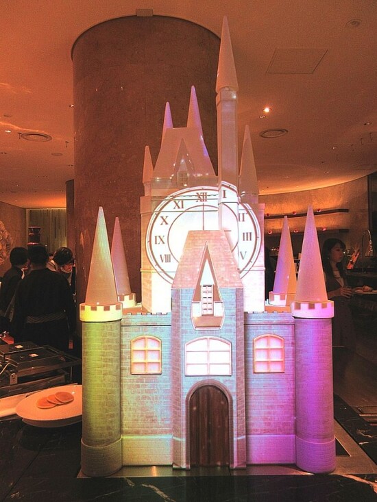 ヒルトン東京 プロジェクションマッピング