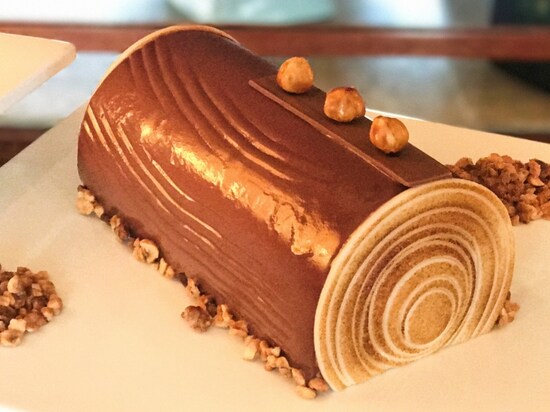  ブッシュ ノワゼット 4,500 円 16cm×8cm 