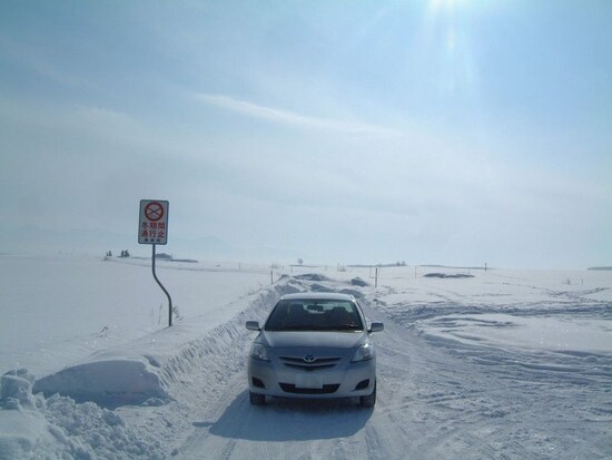 美瑛の丘を巡る道は冬季通行止めの所もあるので要注意！