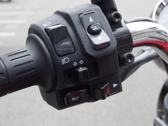 KTRCの介入度はSELボタンと上下ボタンで変更できる