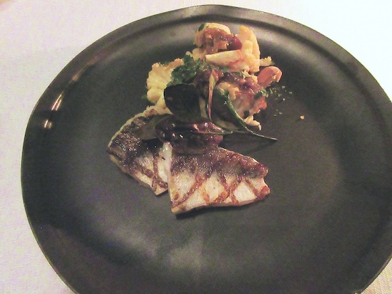 アマン東京 カマスのグリルカリフラワーのアッローストとアッチューガ