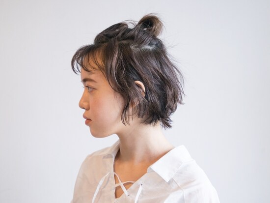 画像 3 15 小さいお団子の作り方 簡単こなれボブアレンジは3分で完成 ヘアアレンジ All About 画像 3 15 小さいお団子の作り方 簡単こなれボブアレンジは3分で完成 ヘアアレンジ All About