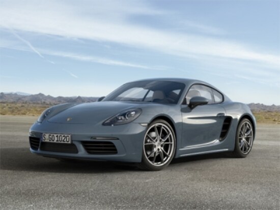 クーペモデルのポルシェ718ケイマン。ケイマンとボクスターには2Lターボのベーシックグレードと2.5LターボのSをラインナップ。両グレードに6MTを用意した