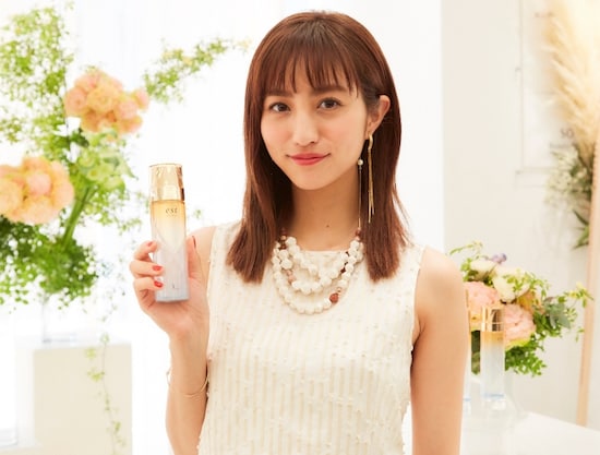 これまでで一番ハードだったロケは「世界の果てまでイッテQ!」のアメリカでの撮影とのこと。過酷な紫外線のなか、一日中顔に泥をつけたまま撮影をおこなったそう