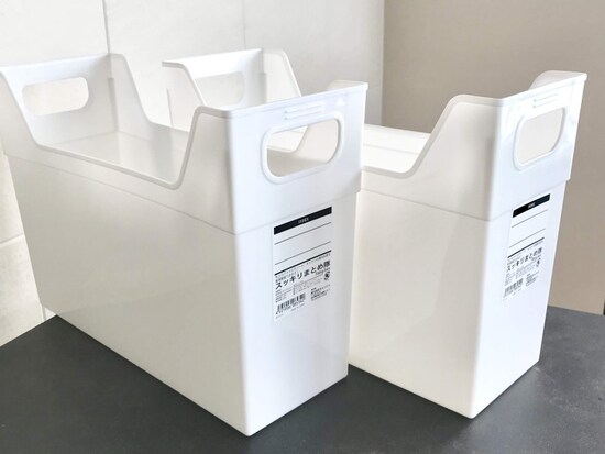 100均の収納ボックス：キャンドゥ「ファイルボックス」