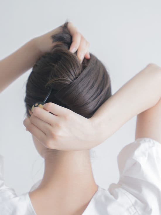 時計回りに回転させる